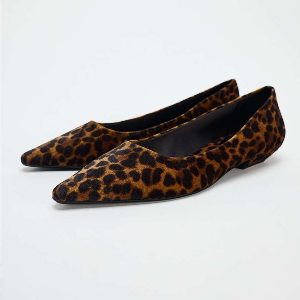Zara leopard print pointed toe shoes